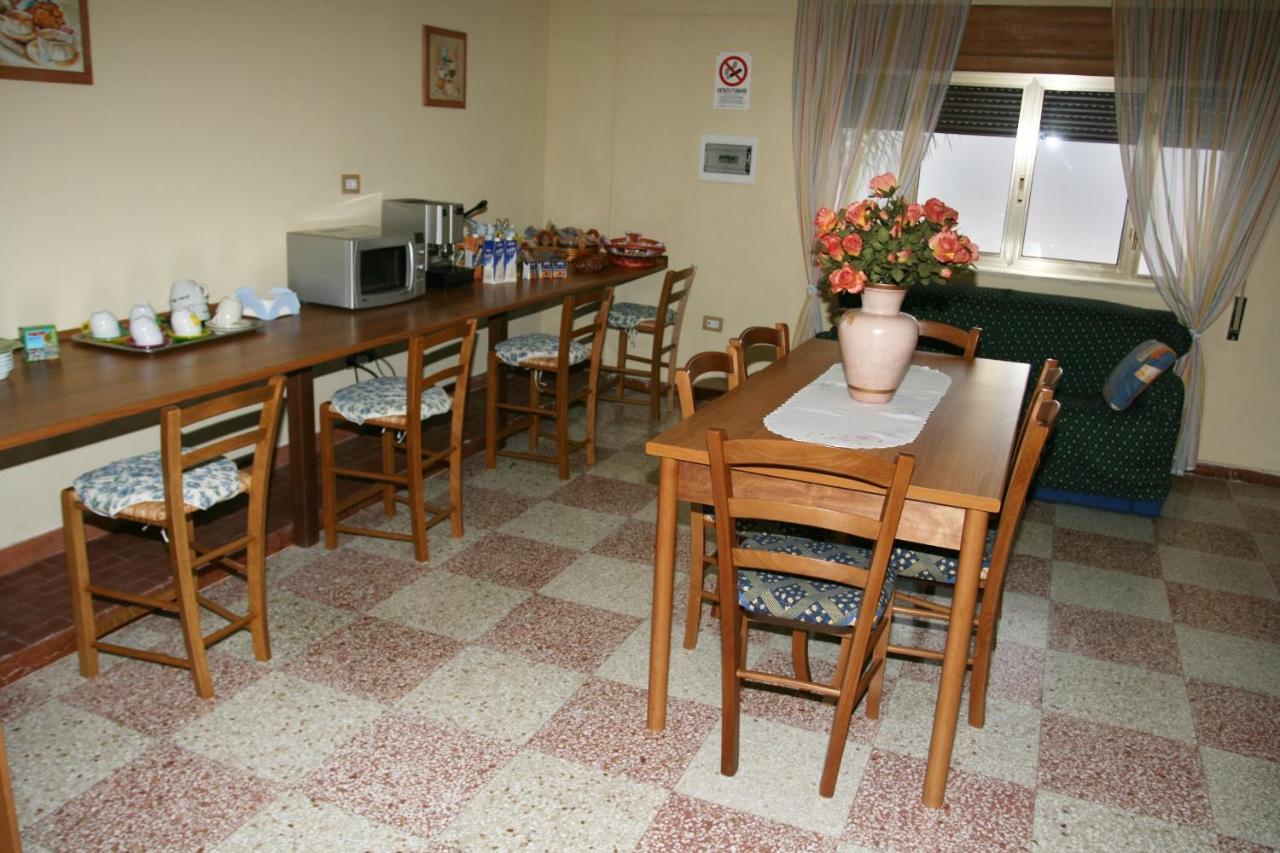 Bed and Breakfast Salento Al Mare Taviano  Exterior foto